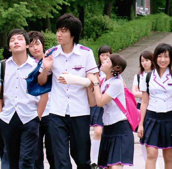 《秘密的校園》朴寶英倒追李敏鎬