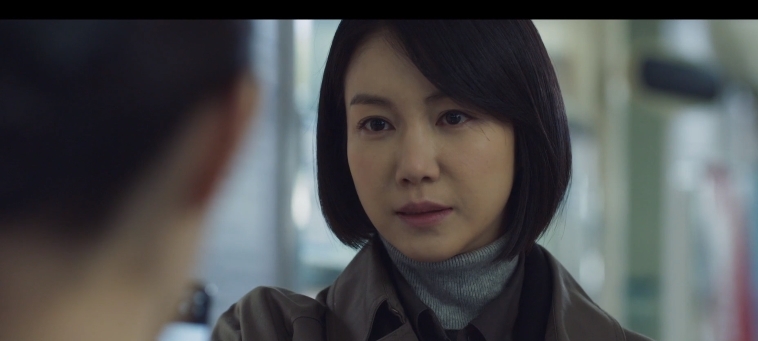 《黑洞》首播劇情