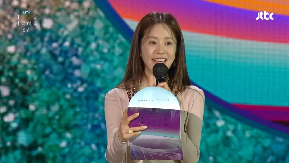 劉在錫出席57百想奪大賞！宋仲基、李昇基獻祝福卻有人「沒起身、鼓掌」引眾怒：別擺臭架子