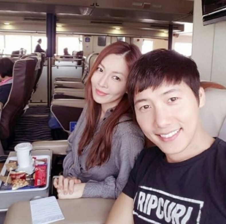 金素妍 李尚禹感情甜蜜