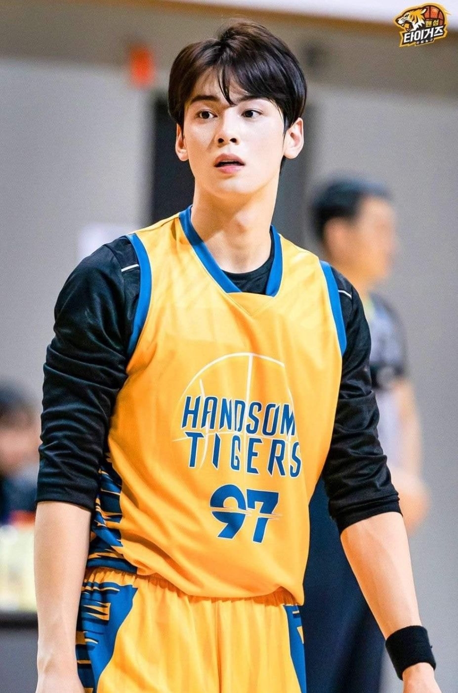 回顧車銀優出演《Handsome Tigers》帥氣打球英姿像在拍戲