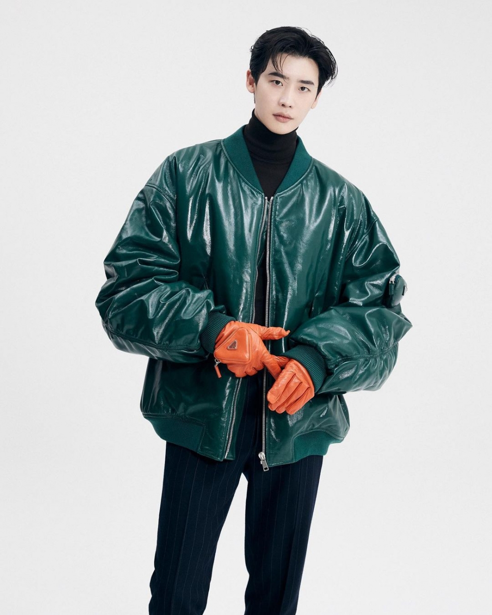 李鍾碩剪短頭髮