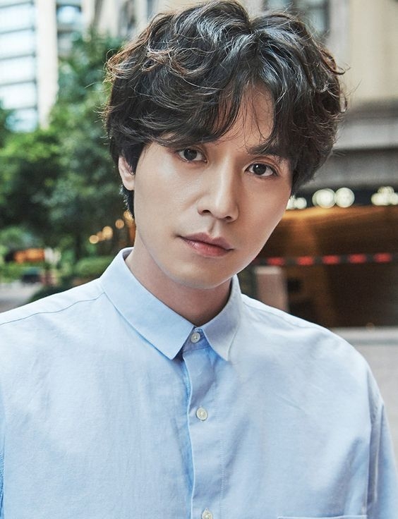 WEBTOON《全知讀者視角》將翻拍電影!網激推「雙男主」車銀優、李鍾碩、李棟旭、金秀賢