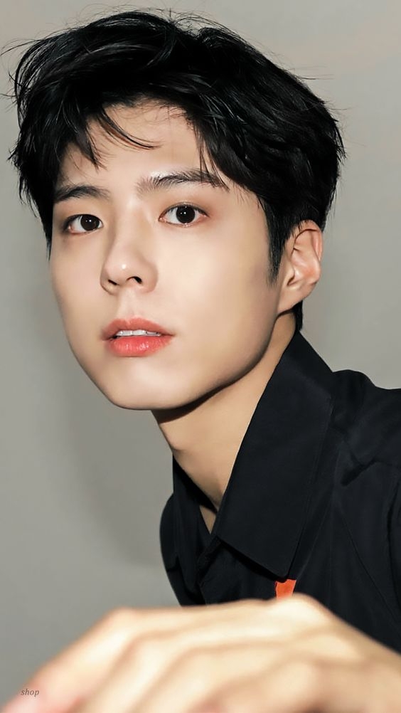 WEBTOON《全知讀者視角》將翻拍電影!網激推「雙男主」車銀優、李鍾碩、李棟旭、金秀賢