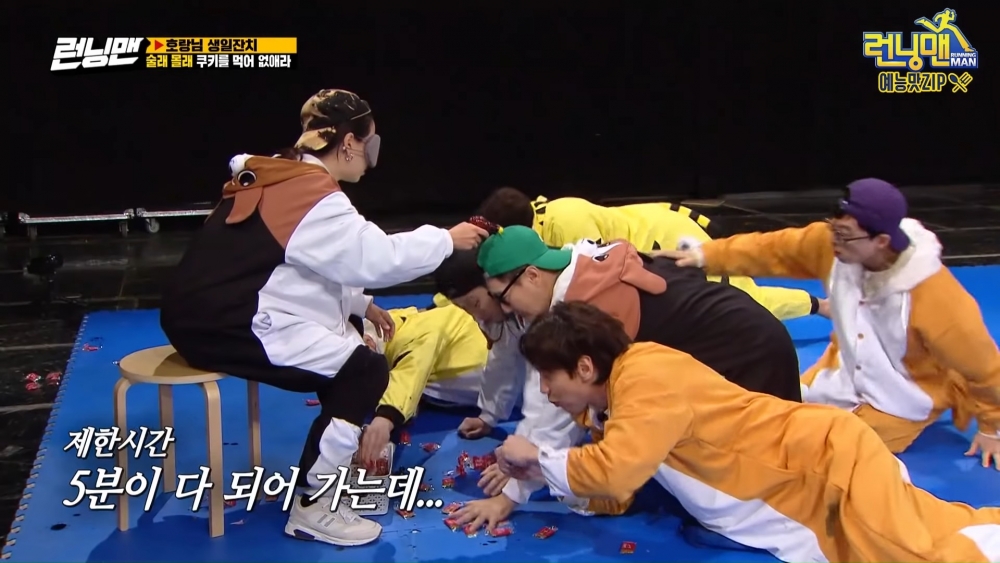 《Running Man》親自公開李光洙「爆笑合輯」!詭異感謝表情、噴滿臉巧克力等笑料不斷經典場面~