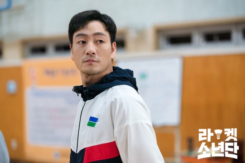 Netflix《羽球少年團》超狂客串!「文來洞KAIST」朴浩山、「法子」金聖喆等人都來自《機智牢房》