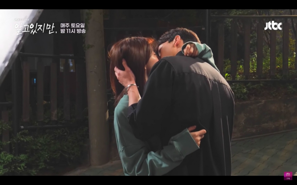 《無法抗拒的他》吻戲花絮