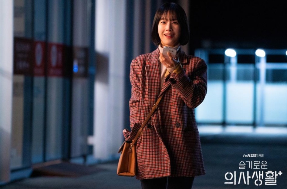 tvN新劇《機智醫生生活2》今晚首播！「五人幫」戀情4亮點，曹政奭告白結果、冬天庭園CP狗糧開撒？