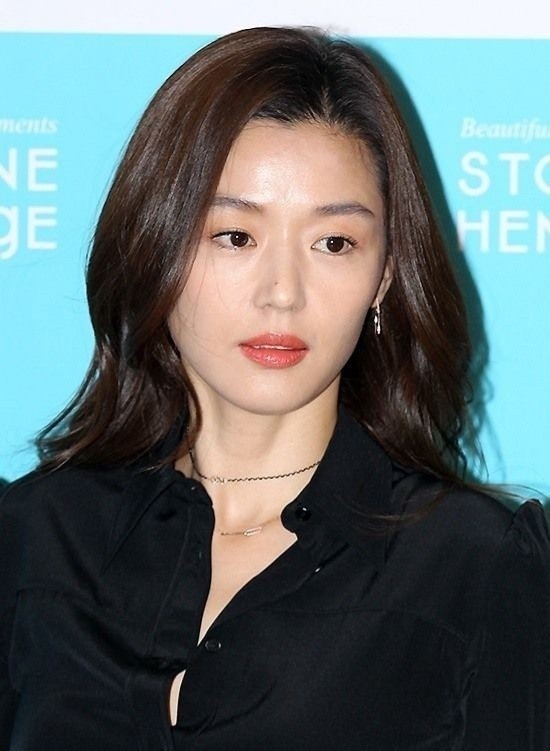 全智賢與CEO老公驚爆離婚說!男方甚至透漏「討厭當她老公」、所屬社:將採取措施