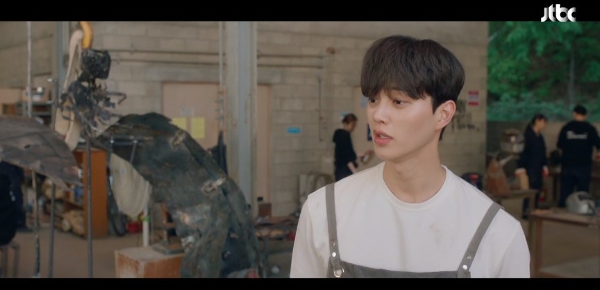 《無法抗拒的他》第1集劇情