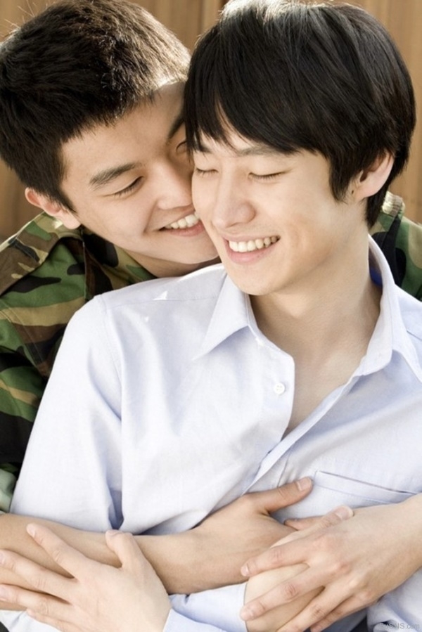 李帝勳、延宇振主演BL電影短片《只是朋友？》