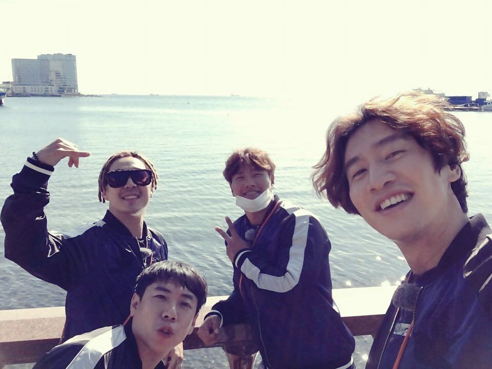 《Running Man》親自公開李光洙「爆笑合輯」!詭異感謝表情、噴滿臉巧克力等笑料不斷經典場面~