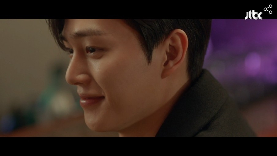 《無法抗拒的他》第1集劇情