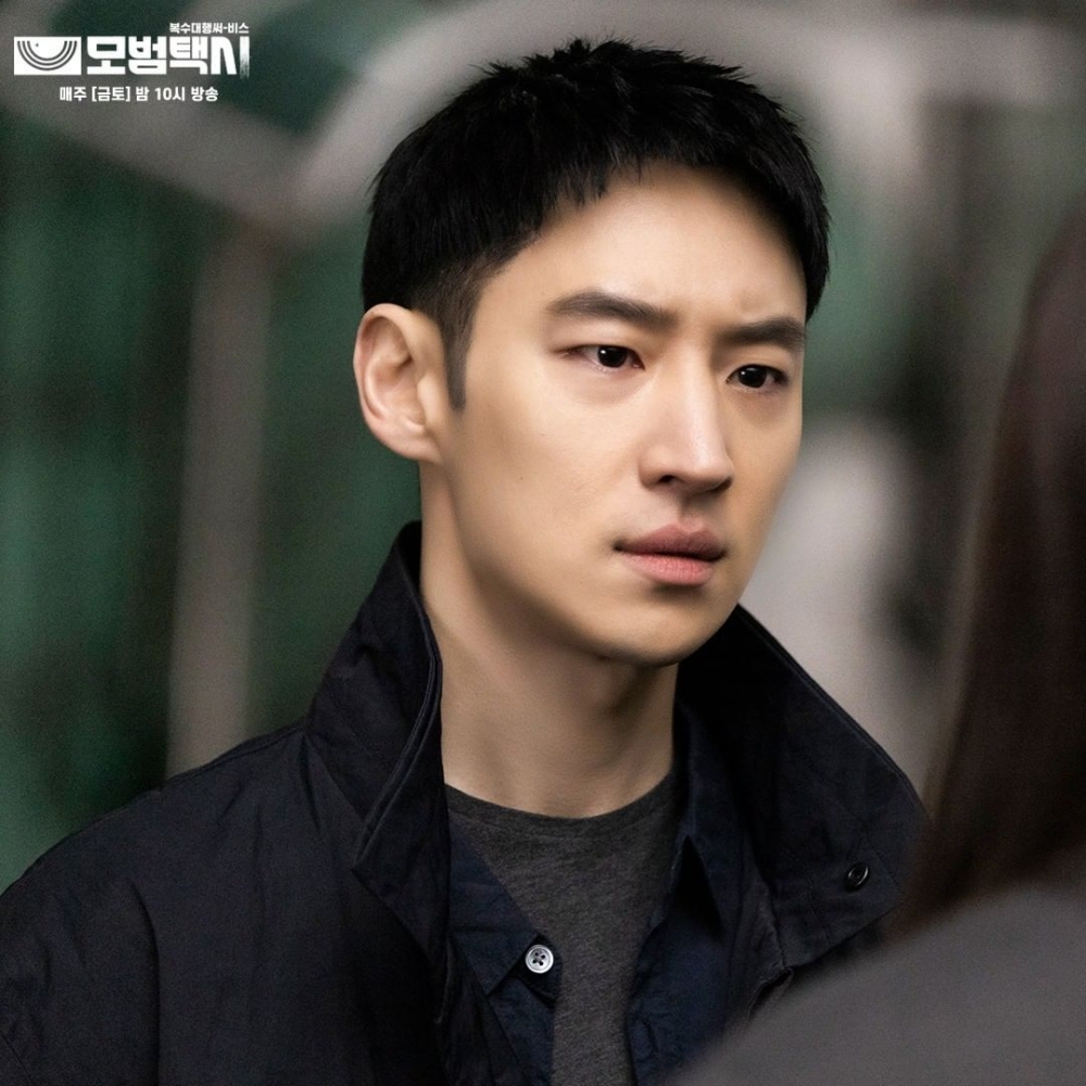 《模範計程車》結局埋第2季伏筆引熱議！原作悲劇收場、金道奇弒母真凶另有其人？！