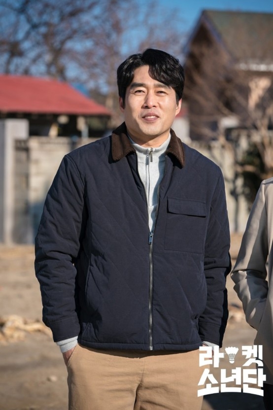 Netflix《羽球少年團》超狂客串!「文來洞KAIST」朴浩山、「法子」金聖喆等人都來自《機智牢房》