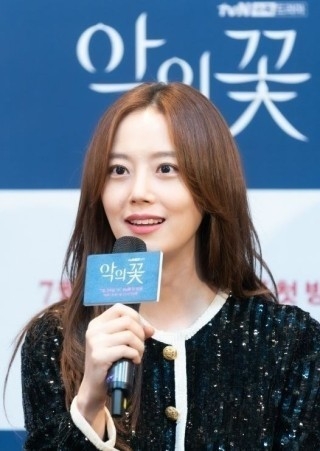 申鉉彬&宋仲基有望合作JTBC新劇《財閥家小兒子》
