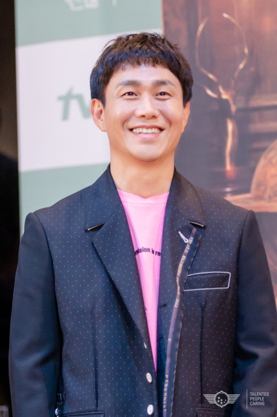 tvN新劇《智異山》首播定檔