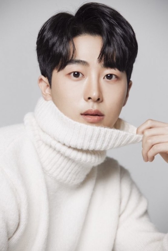 《無法抗拒的他》8位配角起底！「李宰旭初戀」楊惠智、「IU小三」李皓京，竟還有人在國外犯法？！