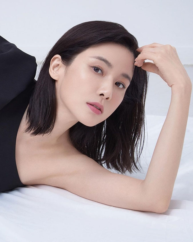 李寶英