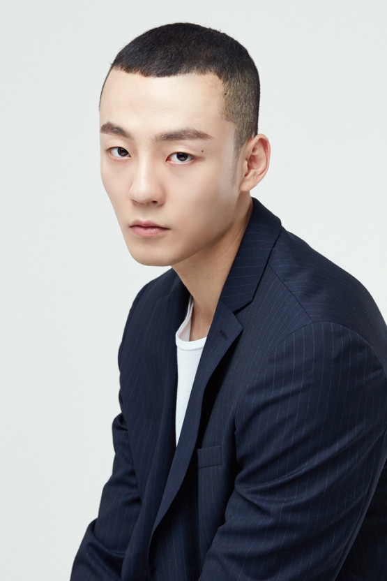 《無法抗拒的他》8位配角起底！「李宰旭初戀」楊惠智、「IU小三」李皓京，竟還有人在國外犯法？！