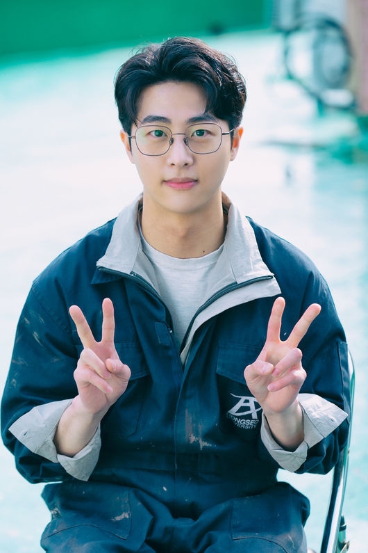 《無法抗拒的他》8位配角起底！「李宰旭初戀」楊惠智、「IU小三」李皓京，竟還有人在國外犯法？！