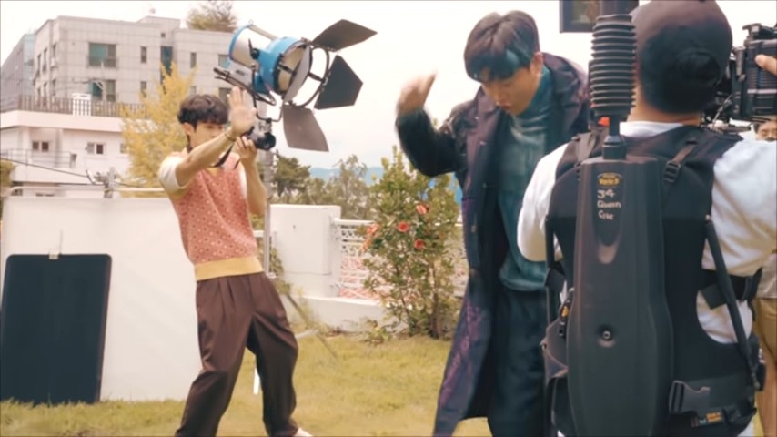 朴炯植、崔宇植等「Wooga家族」出演Peakboy新曲MV!朴敘俊被嗆:為啥要聞味道啦