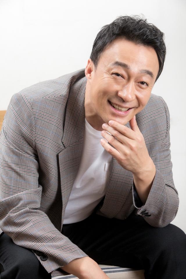 宋仲基、李聖旻確定主演JTBC新劇《財閥家小兒子》