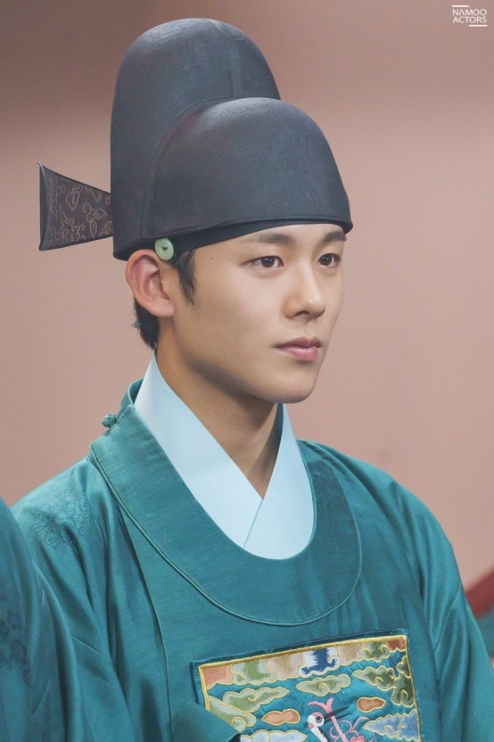 《無法抗拒的他》8位配角起底！「李宰旭初戀」楊惠智、「IU小三」李皓京，竟還有人在國外犯法？！