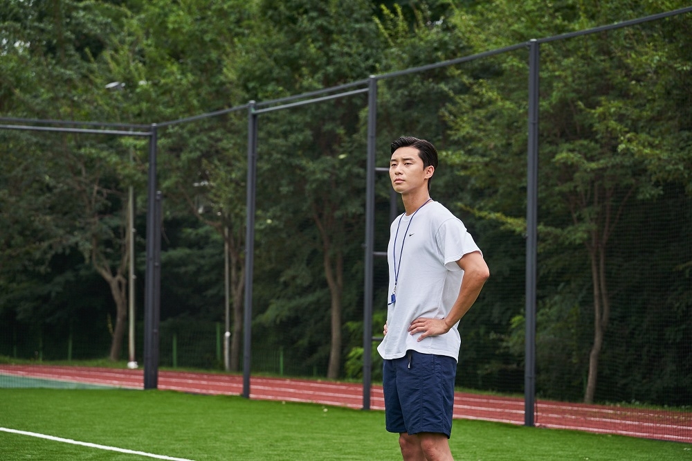 朴敘俊、IU主演電影《Dream》劇情細節公開!有望搭上2022足球世界盃應景上映?
