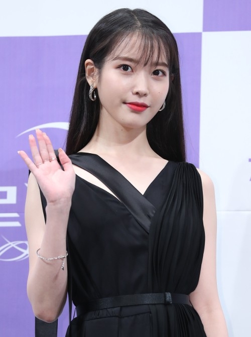 《機智醫生生活2》曹政奭、田美都曾無辜挨罵「起因竟是IU」!網揭背後原因全笑翻~
