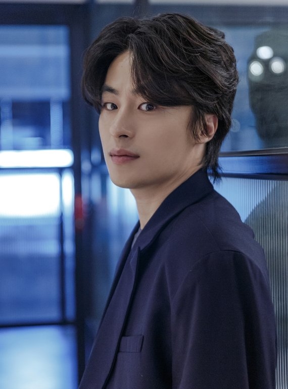 由於具教煥這陣子曝光率超高，引起了不少網友的注意