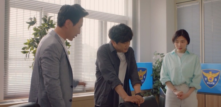 《警察課程》第1-2集劇情