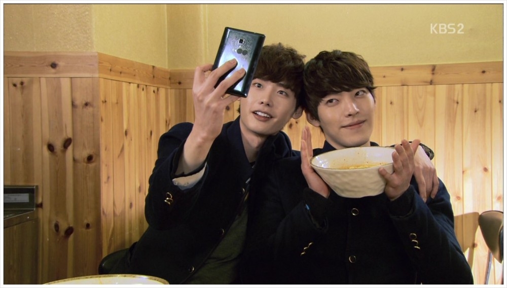 金宇彬和李鍾碩主演《學校2013》