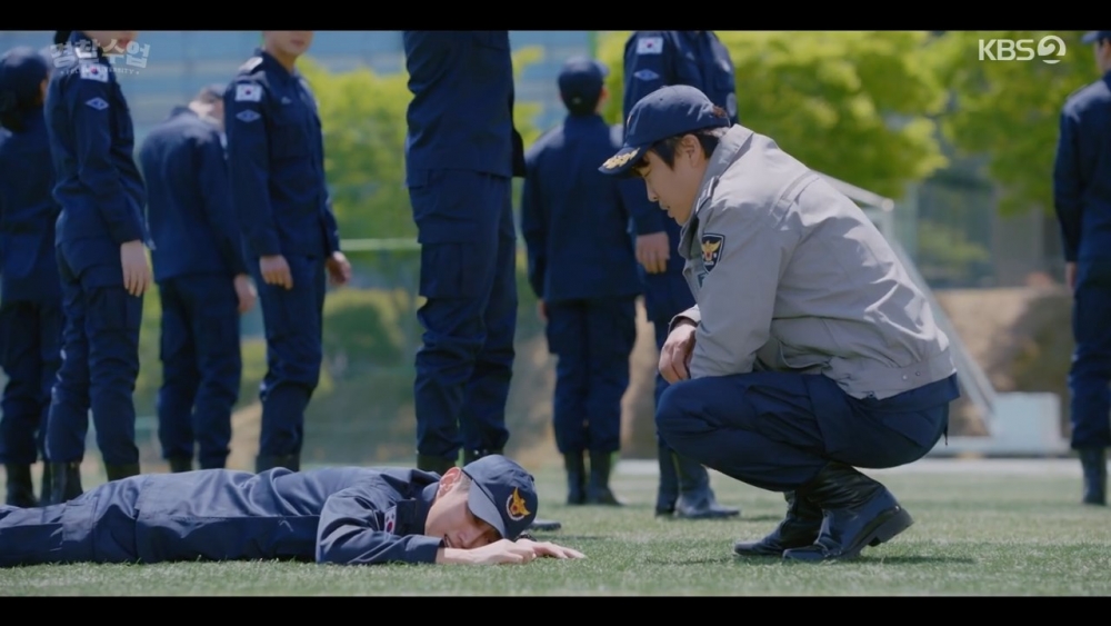 《警察課程》第1-2集劇情