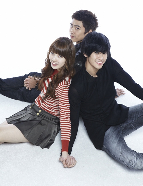 《夢想起飛 Dream High》秀智、金秀賢、玉澤演畫報