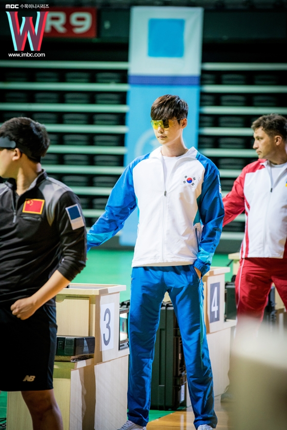 盤點5部燃燒運動魂韓劇！「舉重女王」李聖經、「射擊男神」李鍾碩、「羽球王子」陳峻相