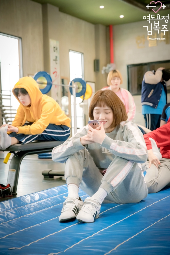 盤點5部燃燒運動魂韓劇！「舉重女王」李聖經、「射擊男神」李鍾碩、「羽球王子」陳峻相