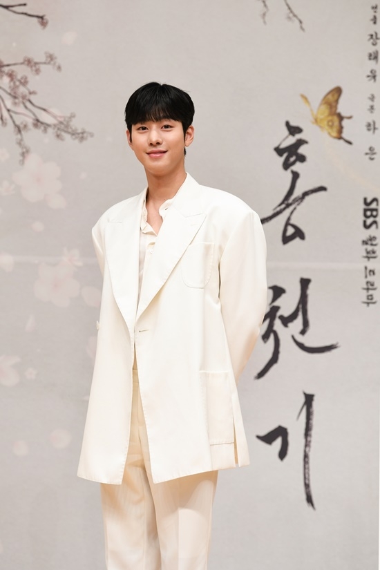 SBS新劇《紅天機》製作發表會!安孝燮被讚神演技