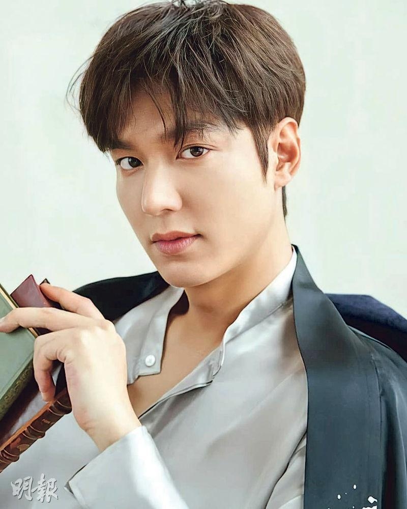 李敏鎬否認與妍雨戀愛