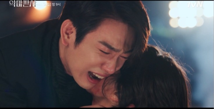 韓劇《惡魔法官》金佳溫痛哭