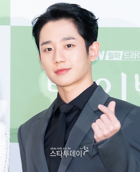 李帝勳首部執導電影《Unframed》由丁海寅&表藝珍擔任主角!「0片酬」出演