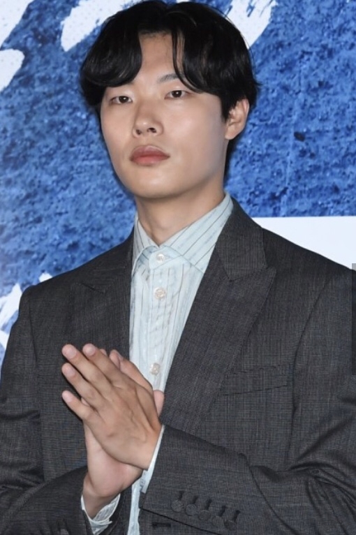 全度妍、柳俊烈主演JTBC新劇《人間失格》首播定檔