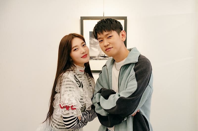 Joy和Crush承認戀情