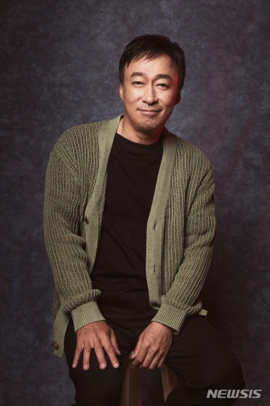 申鉉彬確定主演JTBC新劇《財閥家小兒子》