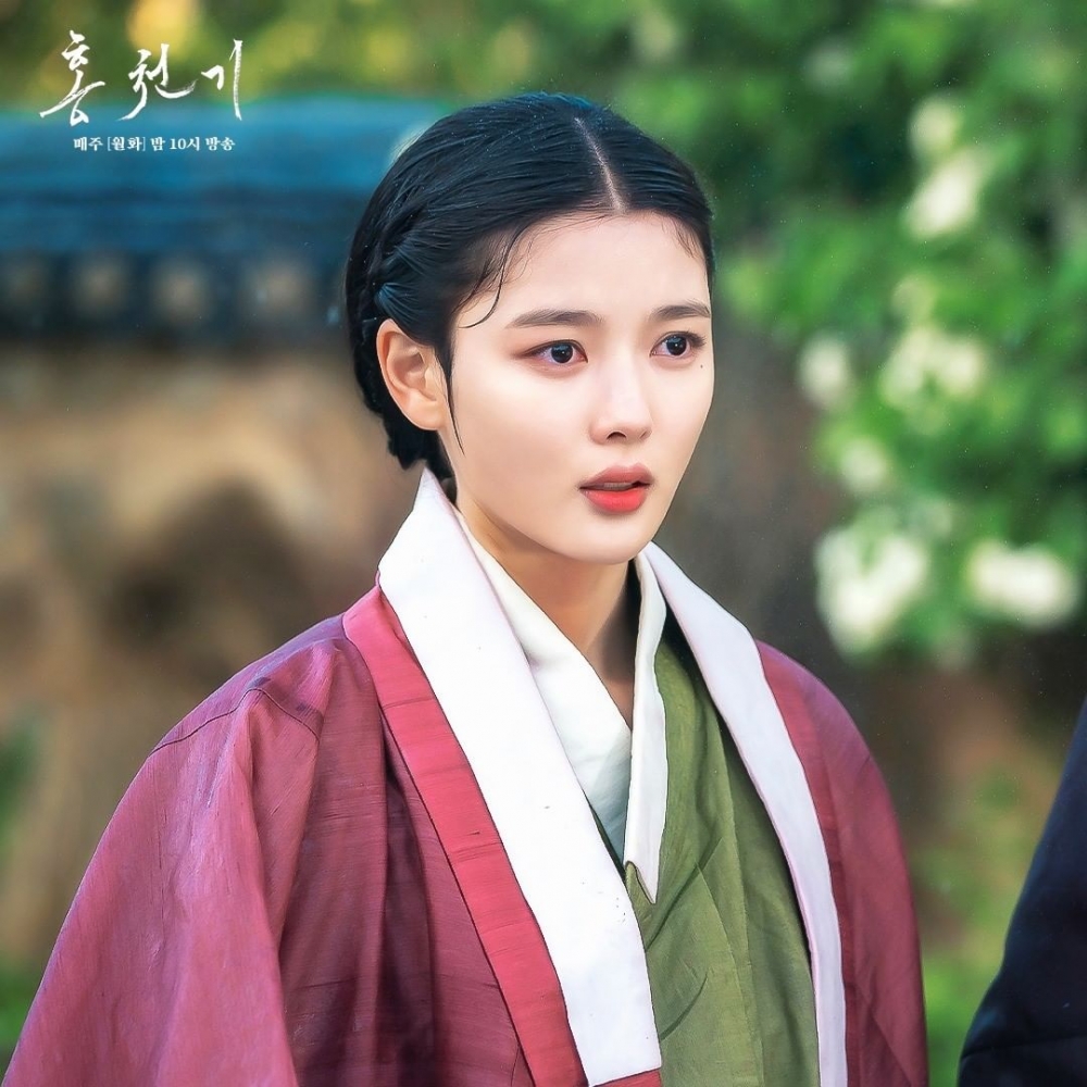 金裕貞、安孝燮、孔明、郭時暘主演SBS《紅天機》終於更新啦～