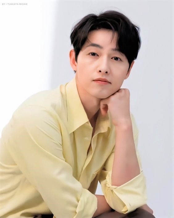 宋仲基將挑起重責大任、有望接下今年第26屆釜山國際電影節的開幕式主持人一位！