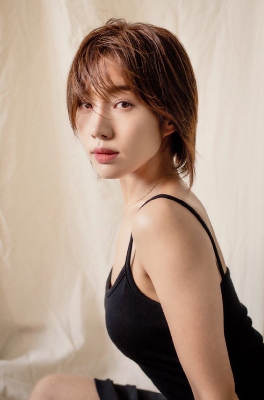 崔嬉序出演時尚公司The One設計組總管理事「黃治淑」