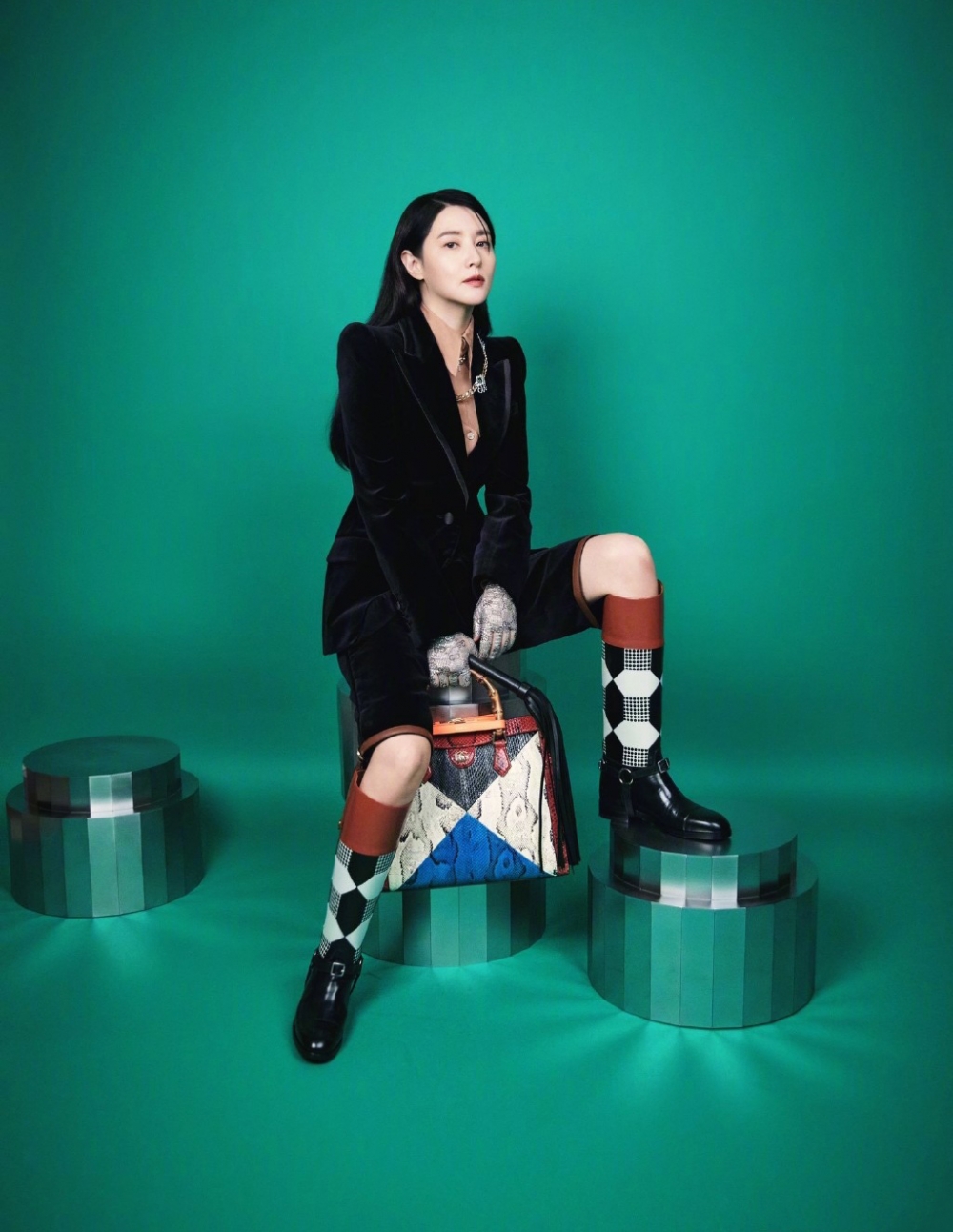 英倫風格的服飾讓李英愛貴族氣質滿滿