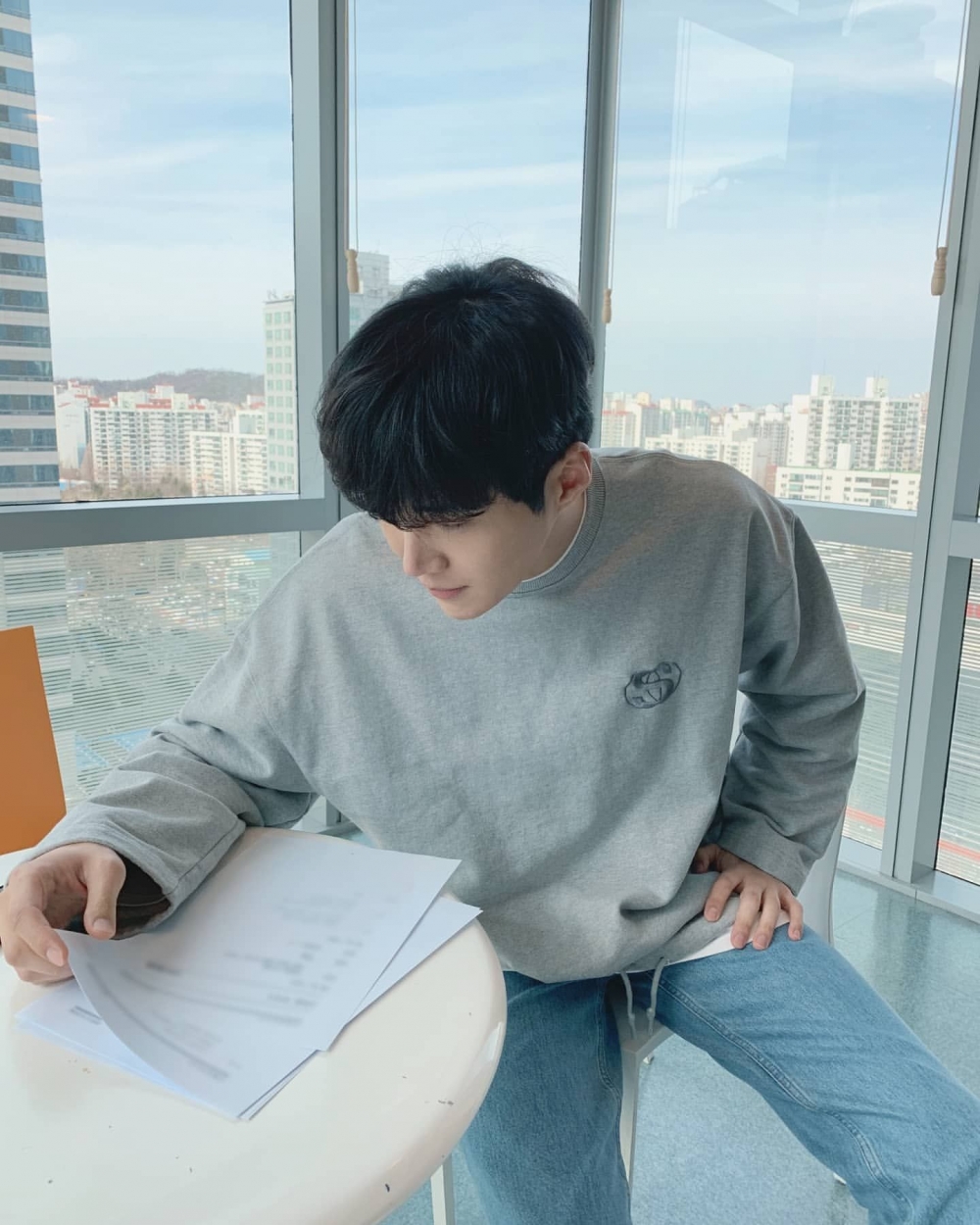 與金宣虎一起討論報告視角