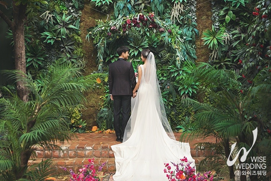 朴海秀2019年與圈外女友結婚